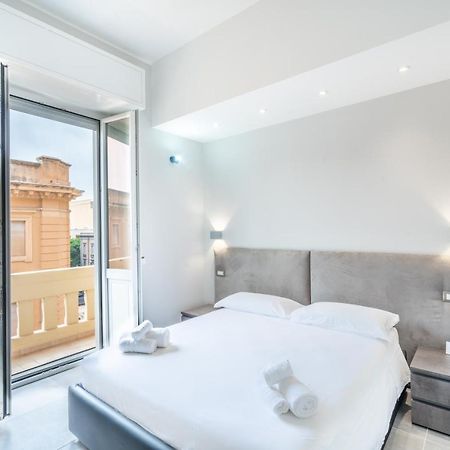 Apartmán Kuzu Apts - City Center - Wifi Ac Tv Cagliari Exteriér fotografie