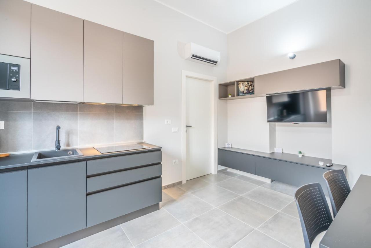 Apartmán Kuzu Apts - City Center - Wifi Ac Tv Cagliari Exteriér fotografie