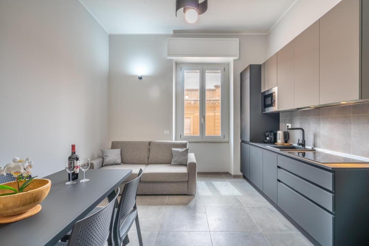 Apartmán Kuzu Apts - City Center - Wifi Ac Tv Cagliari Exteriér fotografie