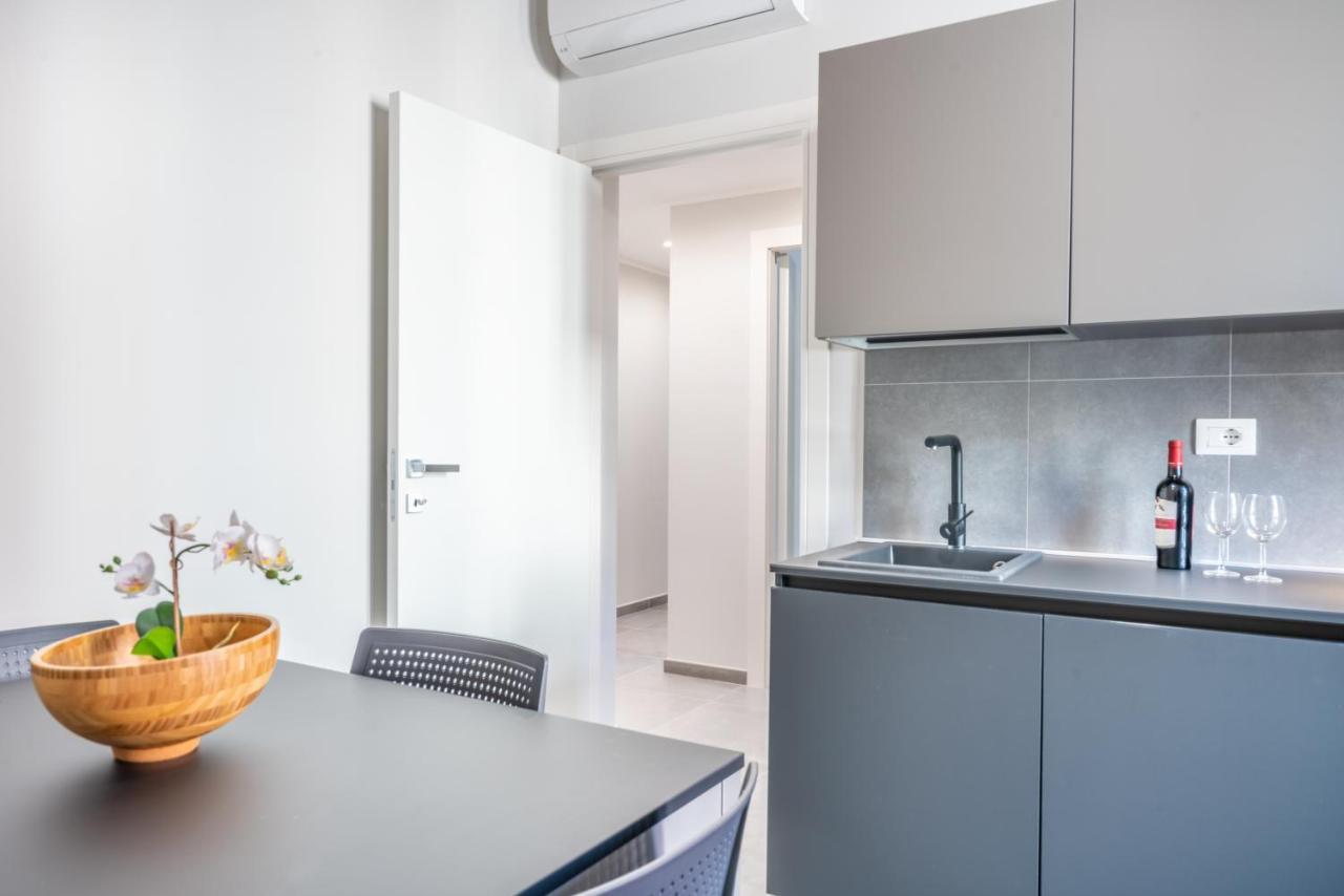 Apartmán Kuzu Apts - City Center - Wifi Ac Tv Cagliari Exteriér fotografie